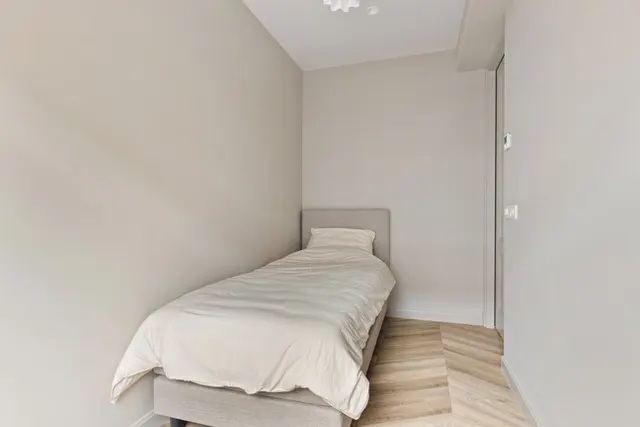 Single bedroom at Splendom Vondelpark
