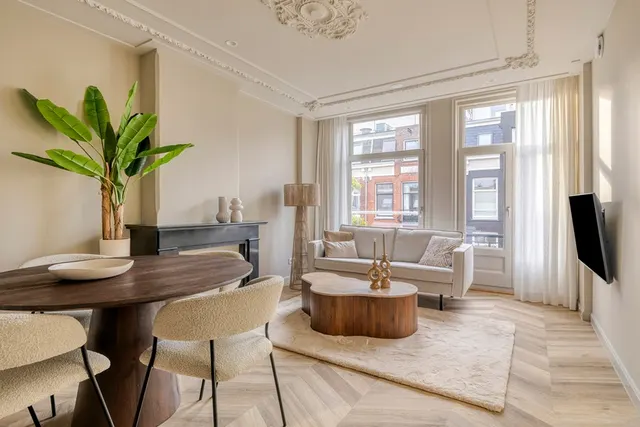Living and dining area at Splendom Vondelpark